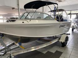 2025 QUINTREX 450 Fishabout Pro