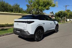 2024 Peugeot
                3008 GT Premium Hybrid