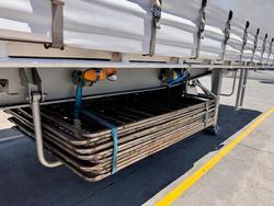 2004 Maxitrans St3 22 Pallet Sd Refrigerated Curtain, Tuck Away Tail Gate