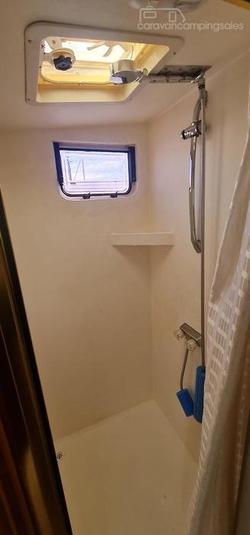 2010 Humpback Aussie By Design - Smart Van