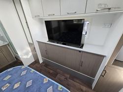 2016 New Age Caravans Blue Diamond Bd24e