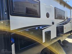 2016 New Age Caravans Blue Diamond Bd24e