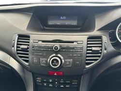 2013 Honda
                Accord Euro Luxury