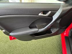 2013 Honda
                Accord Euro Luxury