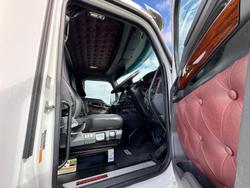 2024 Kenworth T410sar T410SAR IT BUNK White