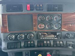 2024 Kenworth T410sar T410SAR IT BUNK White