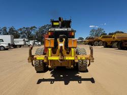 2019 Caterpillar
140M