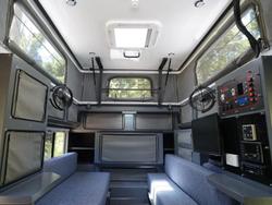 2025 Conqueror Uev-490