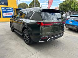 2023 Lexus
LX 600 F Sport