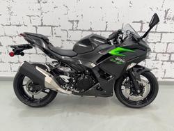 2024 Kawasaki Ninja 500 (EX500G) Ninja Grey