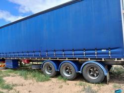2001 Maxitrans Curtainside