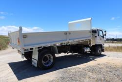 2013 Fuso
Fighter Fm 1627 Auto
