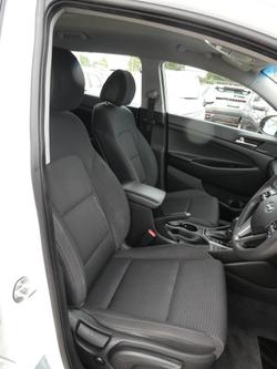 2018 Hyundai
                Tucson Active