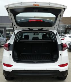 2018 Hyundai
                Tucson Active