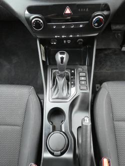 2018 Hyundai
                Tucson Active