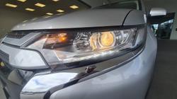 2018 MITSUBISHI
OUTLANDER ES ADAS 5 SEAT 2WD