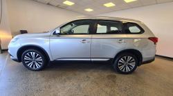 2018 MITSUBISHI
OUTLANDER ES ADAS 5 SEAT 2WD