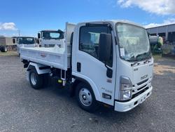 2024 Isuzu Nmr 45/60-150 Amt Tri-Tipper NMR