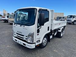 2024 Isuzu Nmr 45/60-150 Amt Tri-Tipper NMR