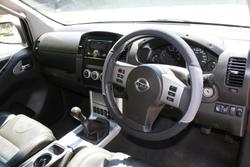 2013 Nissan Navara ST D40 Series 6 4X4 Dual Range Arctic White