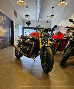 2025 Triumph Speed Twin 1200 RS Speed Twin Orange