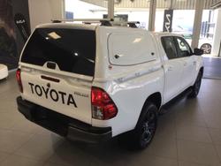 2024 Toyota
                Hilux SR