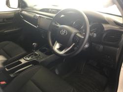 2024 Toyota
                Hilux SR