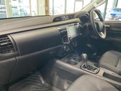2024 Toyota
Hilux SR