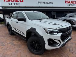 2025 Isuzu
                D-MAX BLADE