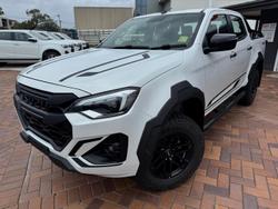 2025 Isuzu
                D-MAX BLADE