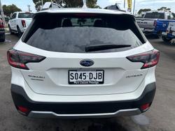 2024 Subaru Outback AWD Touring