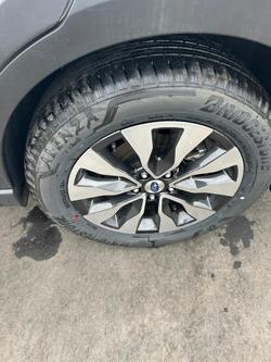 2024 Subaru Outback AWD Touring