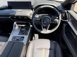 2024 Mazda
                CX-70 D50e Azami