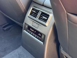 2024 Mazda
                CX-70 D50e Azami