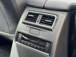 2024 Mazda
CX-70 D50e Azami