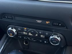 2017 Mazda
CX-5 Akera
