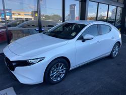 2024 Mazda
3 G20 Pure