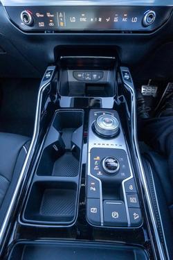 2024 Kia
Sorento GT-Line