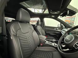2024 Kia
Sorento HEV GT-Line