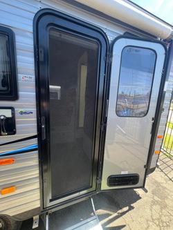 2017 New Age Caravans Manta Ray