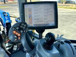 2021 New Holland T7.210