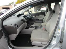 2012 Honda
Civic VTi-L