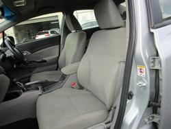 2012 Honda
Civic VTi-L