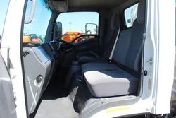 2017 Isuzu
NPR 45 155
