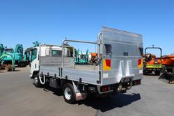 2017 Isuzu
NPR 45 155
