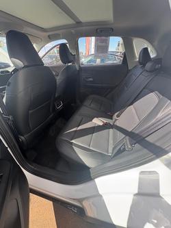 2024 MG
                ZS Essence Hybrid+