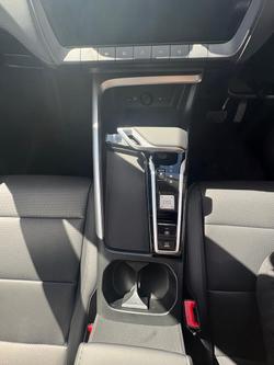 2024 MG
                ZS Essence Hybrid+