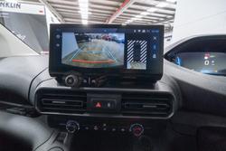 2024 Peugeot
Partner Pro