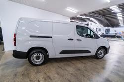 2024 Peugeot Partner Pro