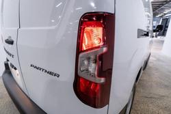 2024 Peugeot Partner Pro